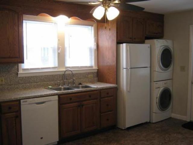 51 Thompson St - Photo 2 of 6