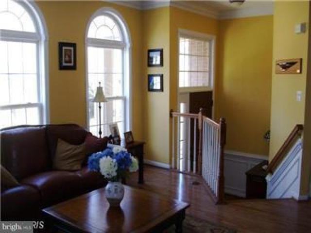 47671 Loweland Terrace - Photo 2 of 6