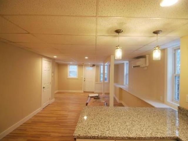 7 Green St - Photo 2 of 4