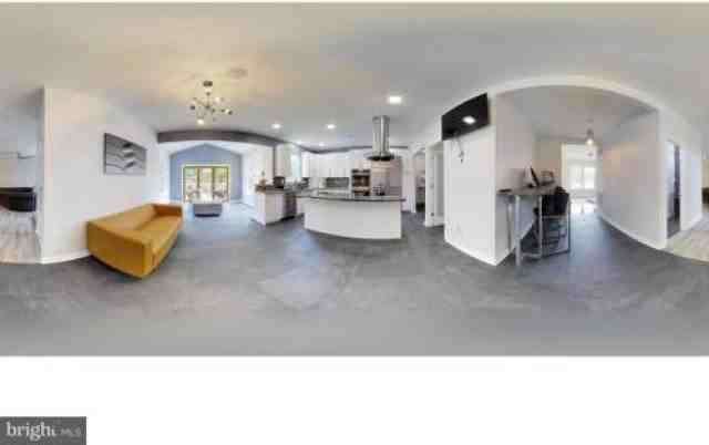 1156 E Founds St - Photo 3 of 6