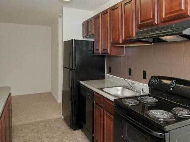 5773 Rayburn Ave - Photo 2 of 3