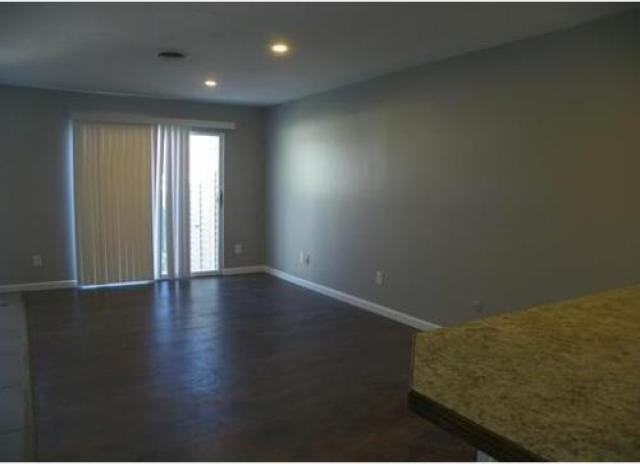 24 Harvard Rd - Photo 3 of 6