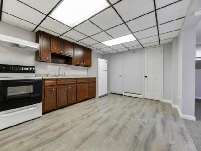 679 Park Ave - Photo 2 of 6