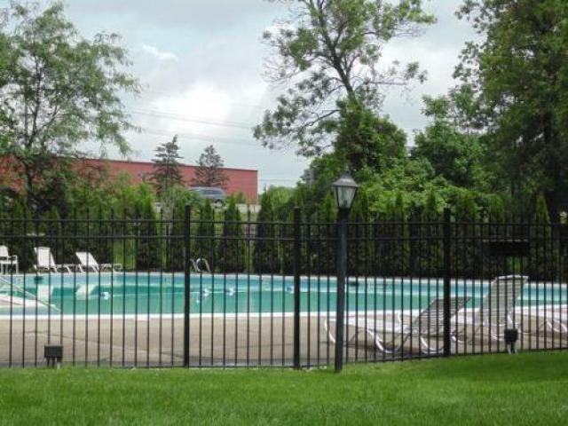 18 Holiday Harbour - Photo 2 of 6