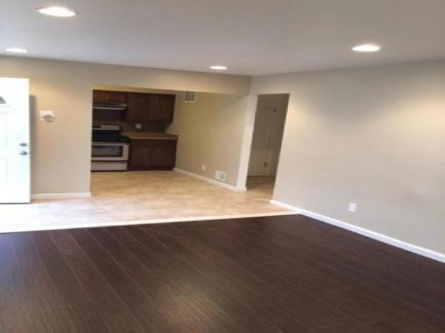 35 Gold Ave - Photo 3 of 6