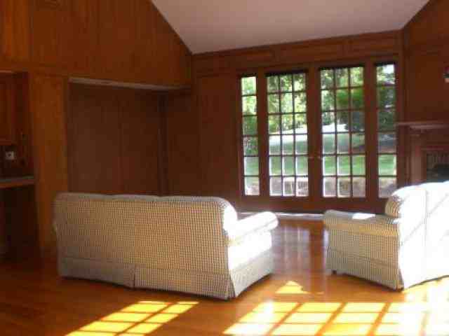 140 Highland St - Photo 2 of 6