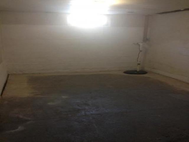 1331 Sycamore Ave - Photo 3 of 6