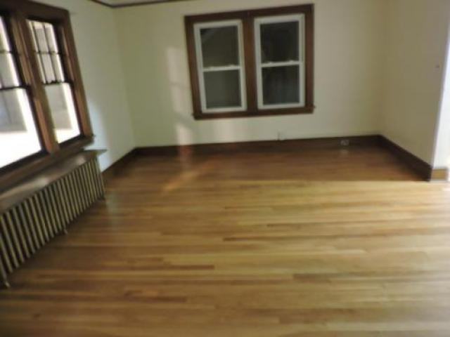 42 Hillcrest Ave - Photo 2 of 6