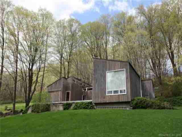 26 Church Rd - Photo 3 of 6