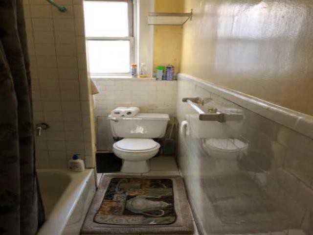 2706 E Tremont Ave - Photo 2 of 6