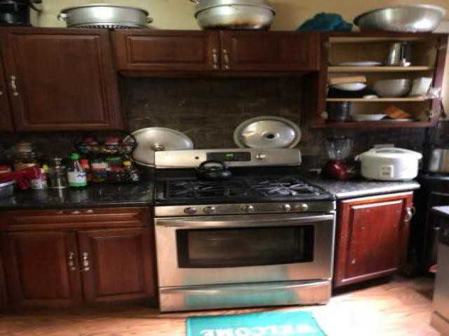 2706 E Tremont Ave - Photo 3 of 6