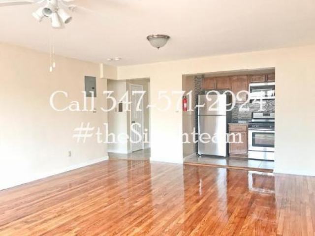 187-21 Hillside Avenue - Photo 3 of 6