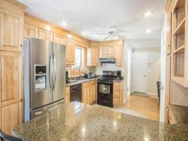 2 Lavender Hill Ln - Photo 3 of 6