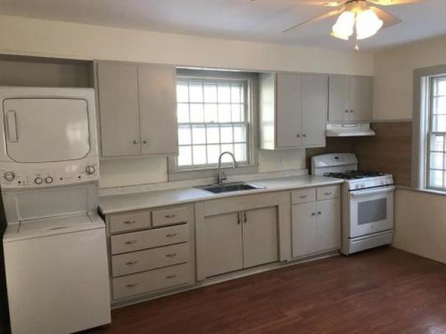 13 Cannon St - Photo 2 of 6