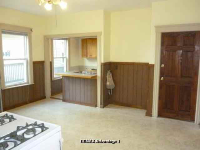 46 Ingleside Ave - Photo 2 of 6