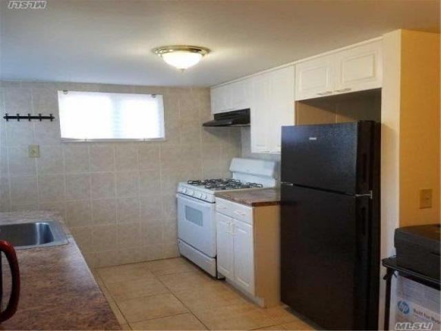 105 Simonson Rd - Photo 3 of 6