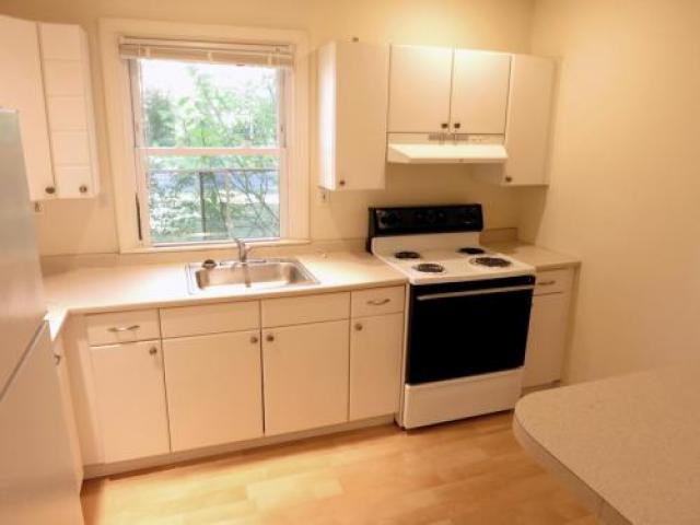 2 Burgess Ln - Photo 3 of 6