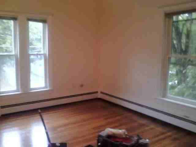 18 Spring St - Photo 2 of 3
