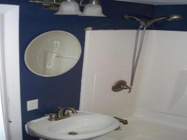 4 Raymond Rd - Photo 3 of 5