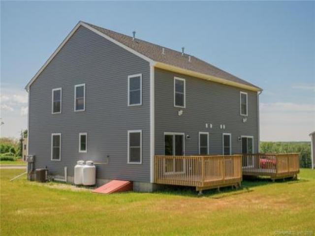 305 Old Hebron Rd - Photo 3 of 6