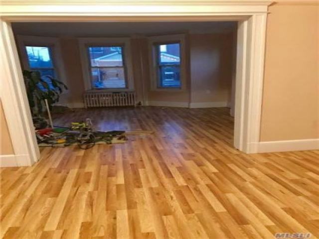 14-22 117th St - Photo 2 of 6