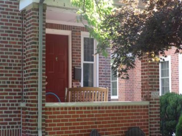 2129 Biddle St - Photo 3 of 4