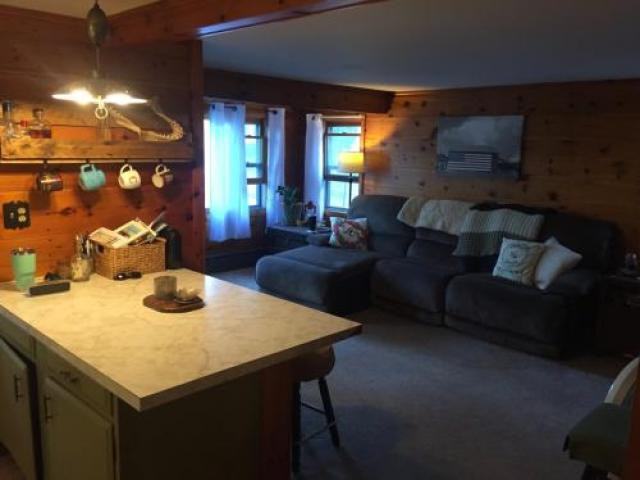 28 Rock St - Photo 3 of 6