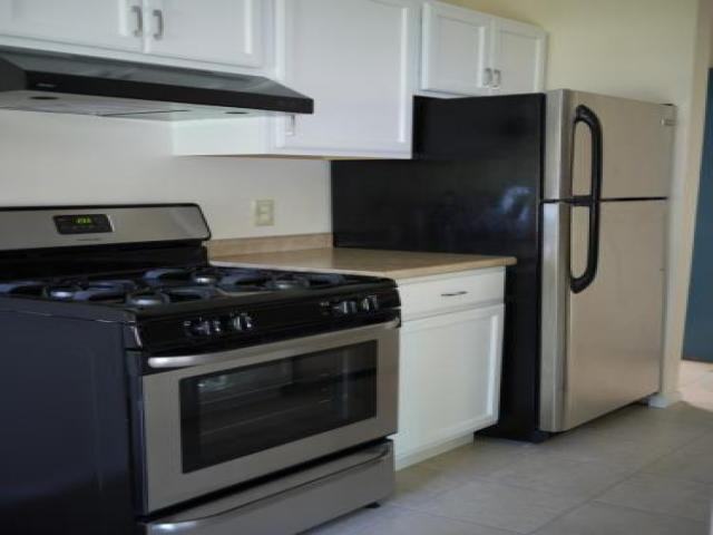 165 Regency Park Dr - Photo 2 of 6