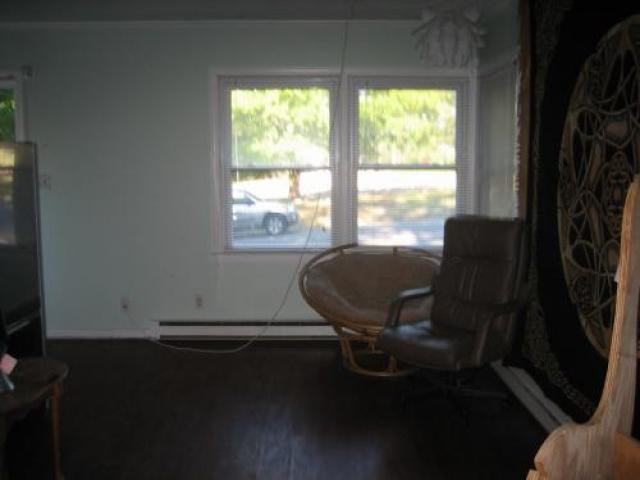 478 High St - Photo 3 of 6