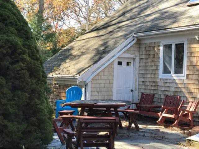 447 Sandwich Rd - Photo 3 of 4