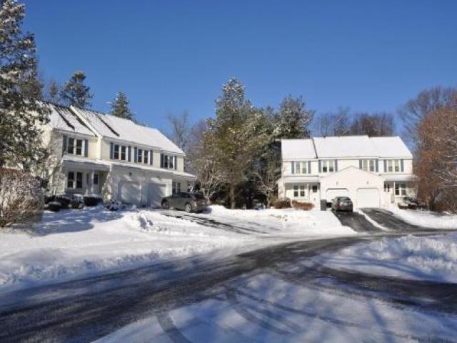 47-49 Assabet Dr - Photo 3 of 6