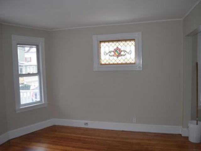 9 Lenox St - Photo 3 of 6