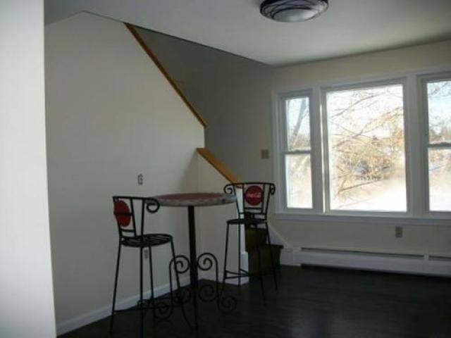 190 Boston Rd - Photo 3 of 6