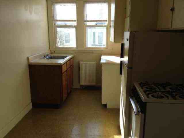 4 Washington Ave - Photo 2 of 4