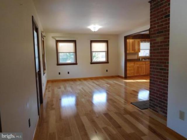 18871 Templeville Rd - Photo 3 of 6