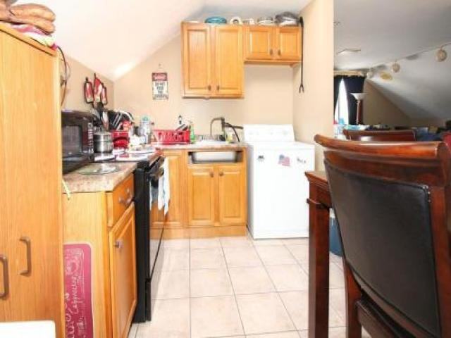 662 State Rd - Photo 3 of 6