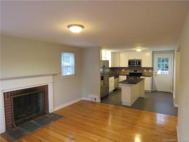 68 Chapman St - Photo 2 of 6