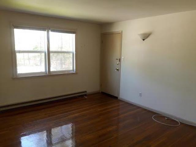 26 SW Cutoff - Photo 3 of 6