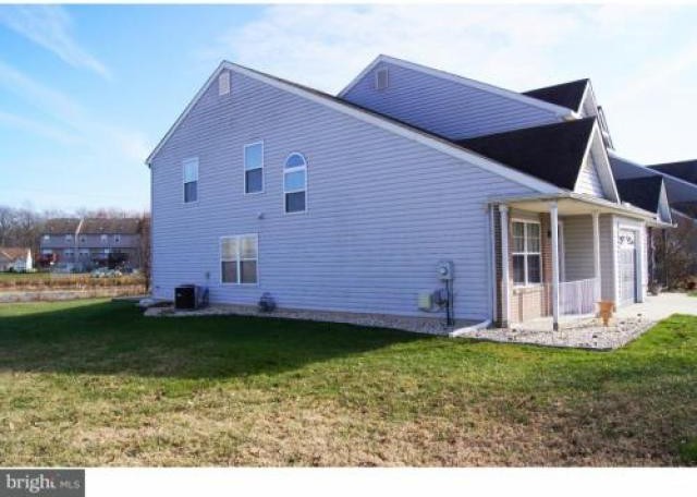 219 Charring Cross Dr - Photo 2 of 6