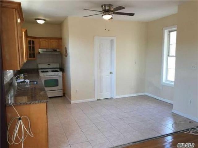 92-01 97th Ave - Photo 2 of 6