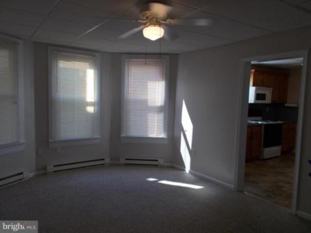 303 Franklin St - Photo 2 of 6