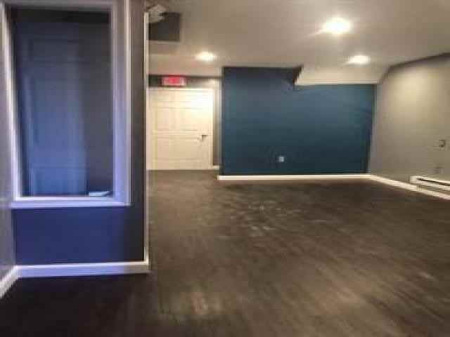 48 Common St - Photo 3 of 3