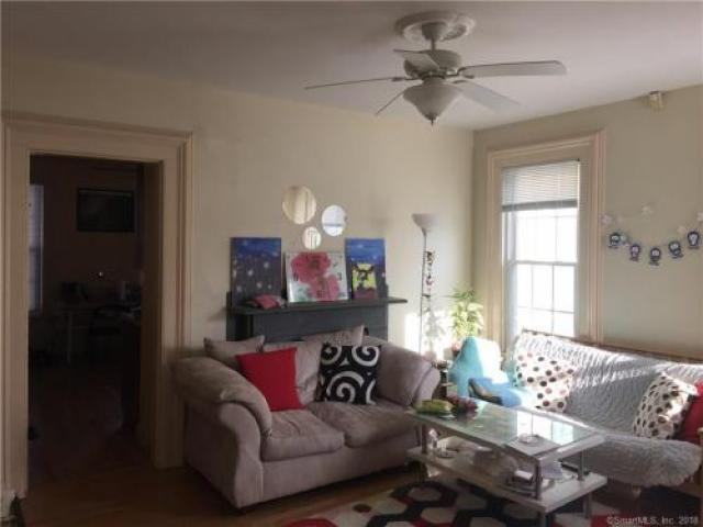 279 Humphrey St - Photo 2 of 6