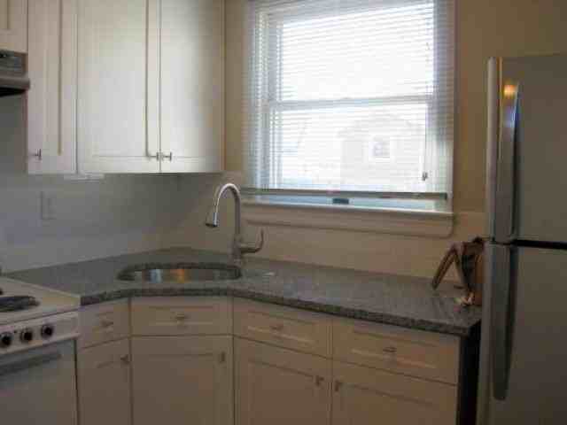 54 Henry St - Photo 2 of 6