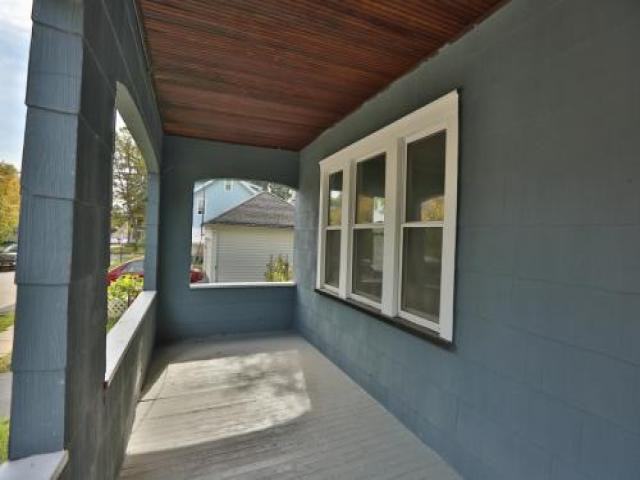 19 Lockwood St - Photo 3 of 6