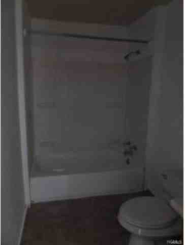 107 Spring St - Photo 2 of 6