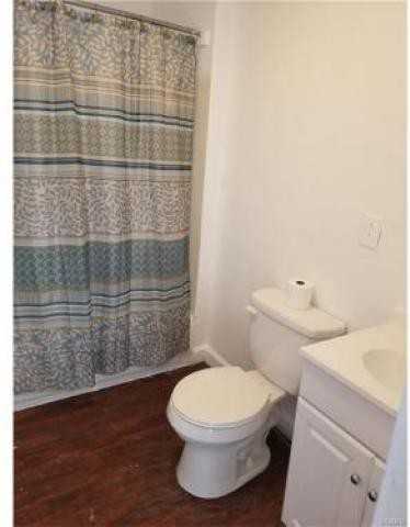 107 Spring St - Photo 3 of 6