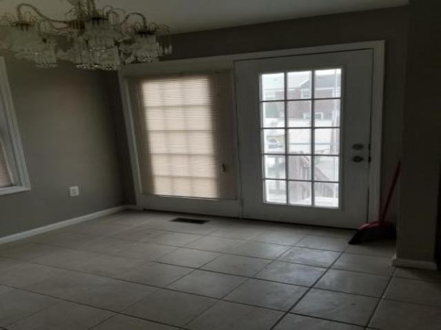 2700 W Belvedere Ave - Photo 2 of 6