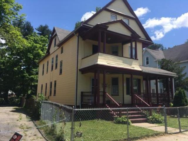 94 Monmouth St - Photo 2 of 6