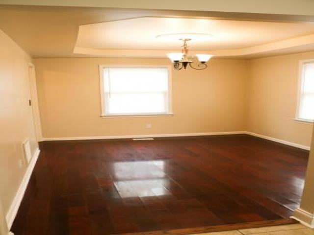 517 Spinnaker Rd - Photo 3 of 6